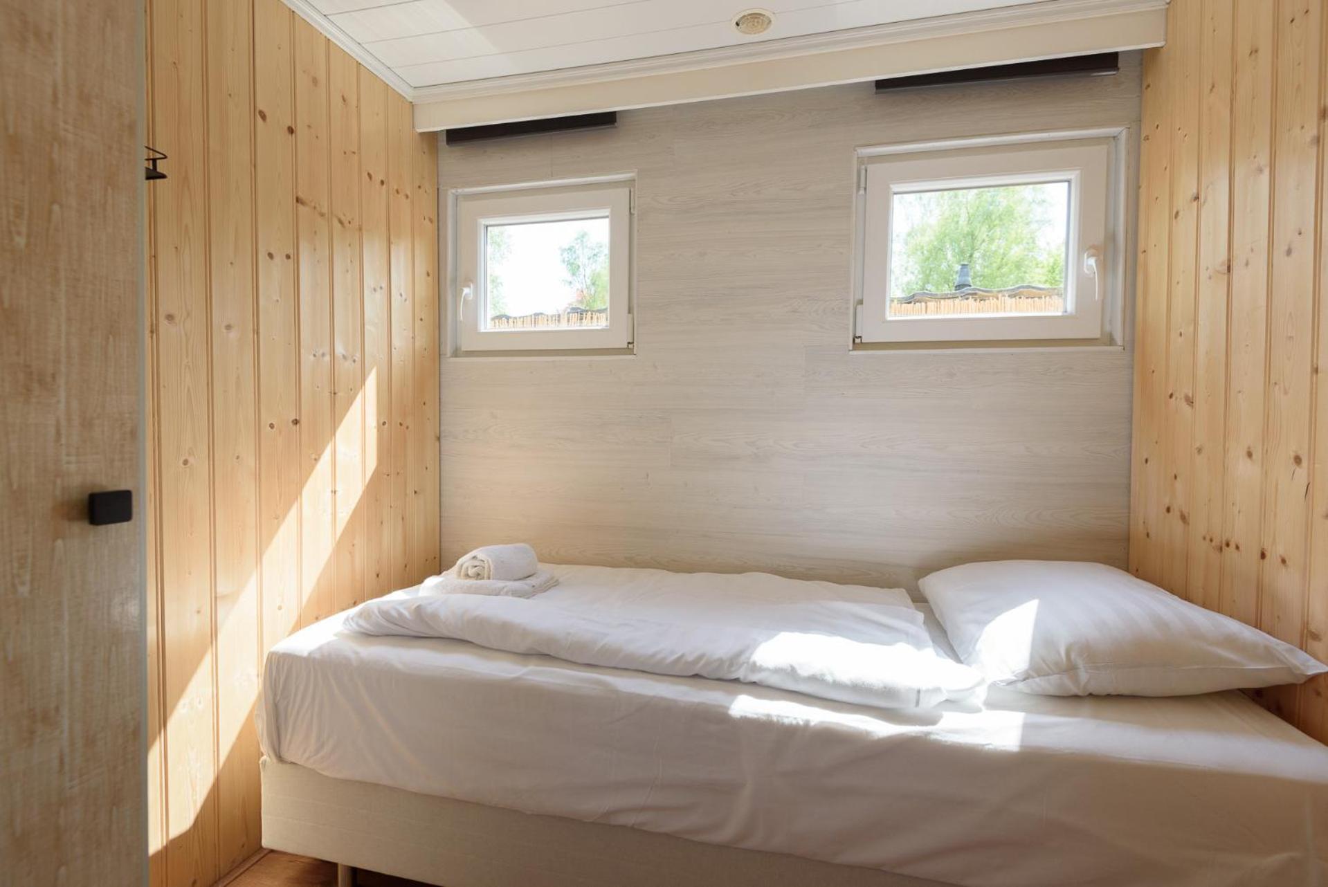 Chalet Op Rustig Park Op De Veluwe 푸텐 외부 사진